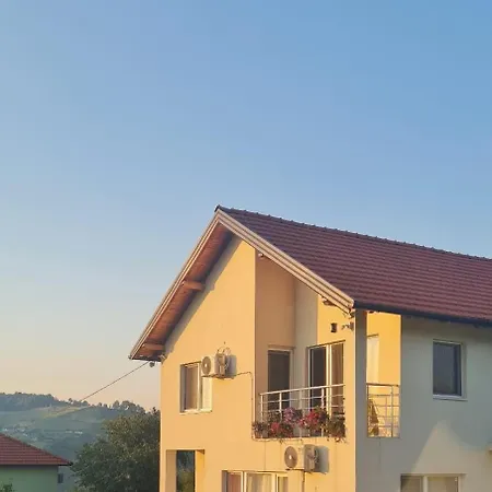בית נופש Peace Visoko Ljesevo